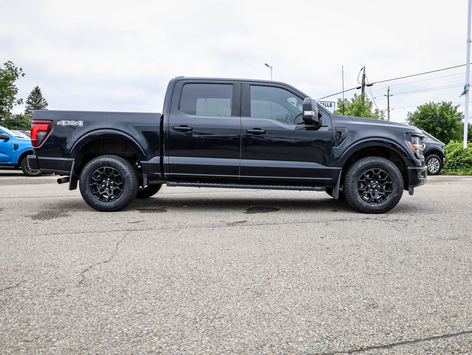 2024 Ford F-150 XLT - Thumbnail 3