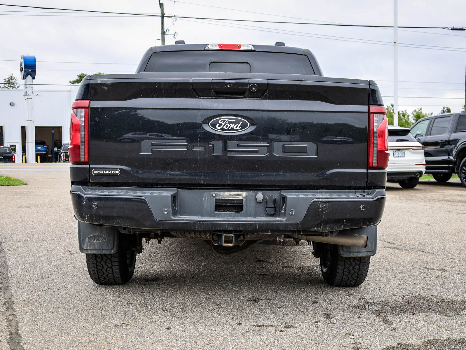 2024 Ford F-150 XLT - Thumbnail 4