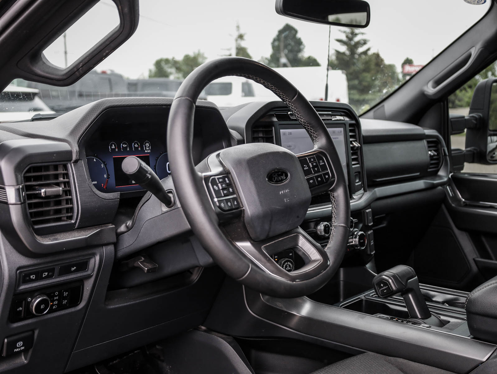 2024 Ford F-150 XLT - Thumbnail 8