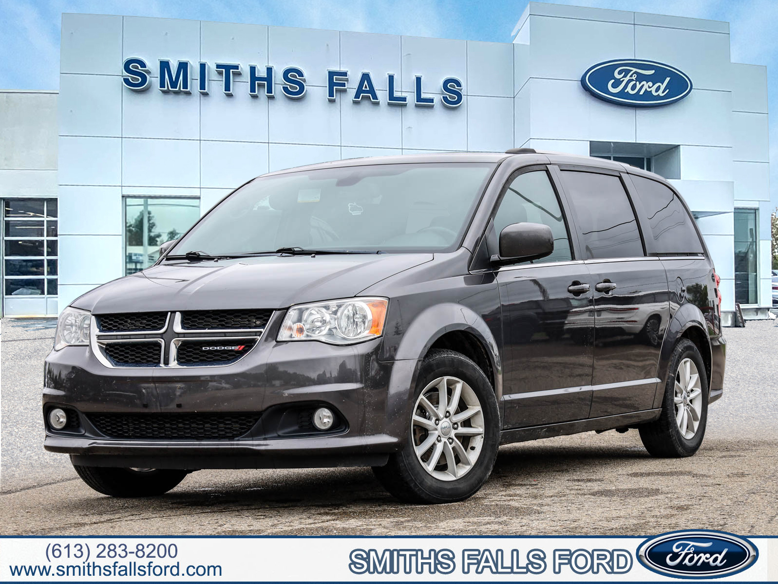 2020 Dodge Grand Caravan Premium Plus - Main View