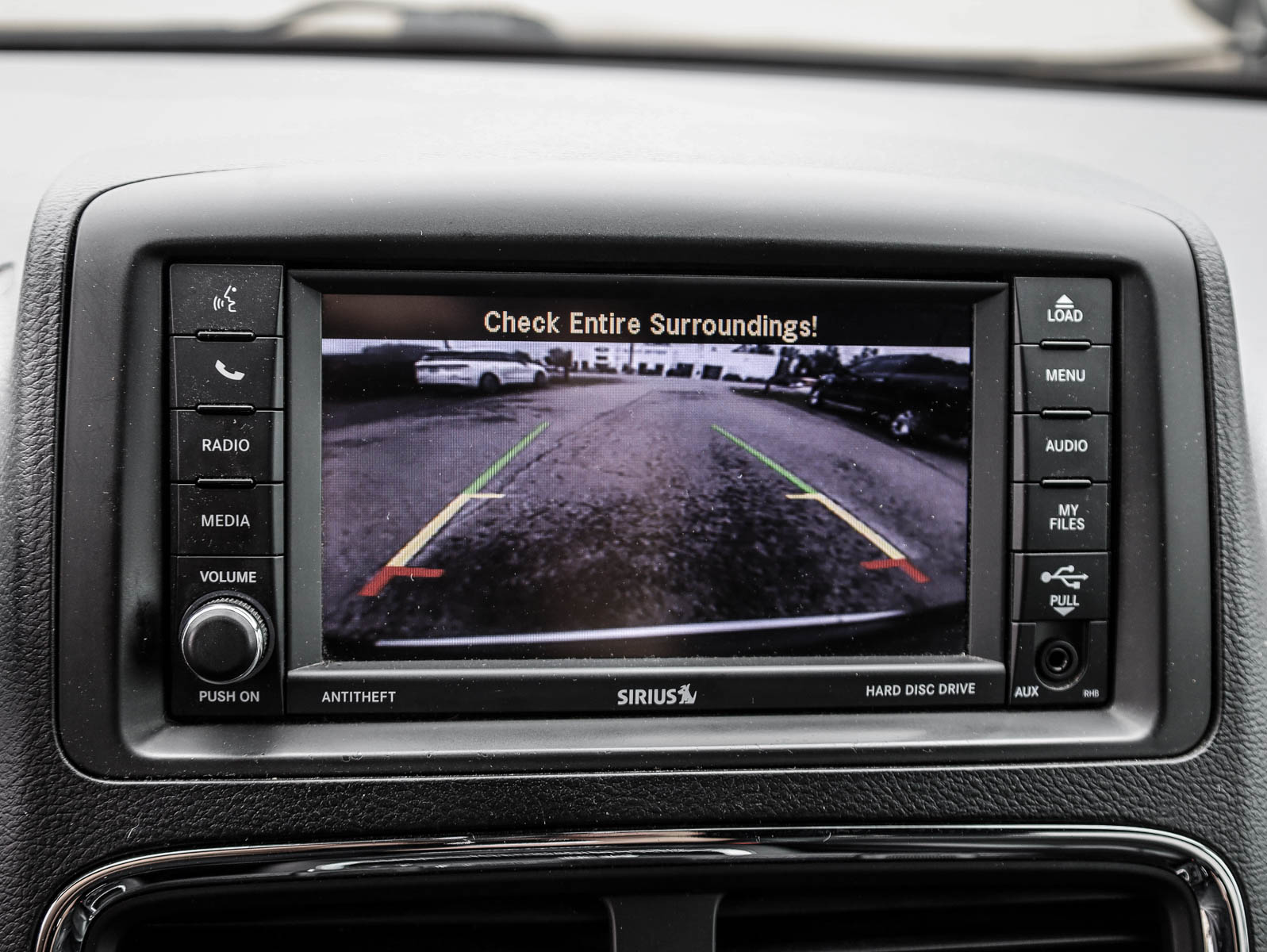 2020 Dodge Grand Caravan Premium Plus - Thumbnail 15