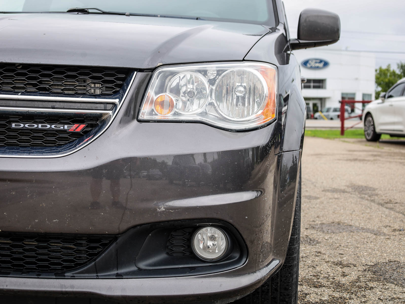 2020 Dodge Grand Caravan Premium Plus - Thumbnail 5