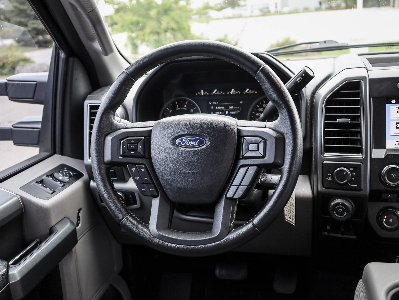 2018 Ford F-150 - Thumbnail 26