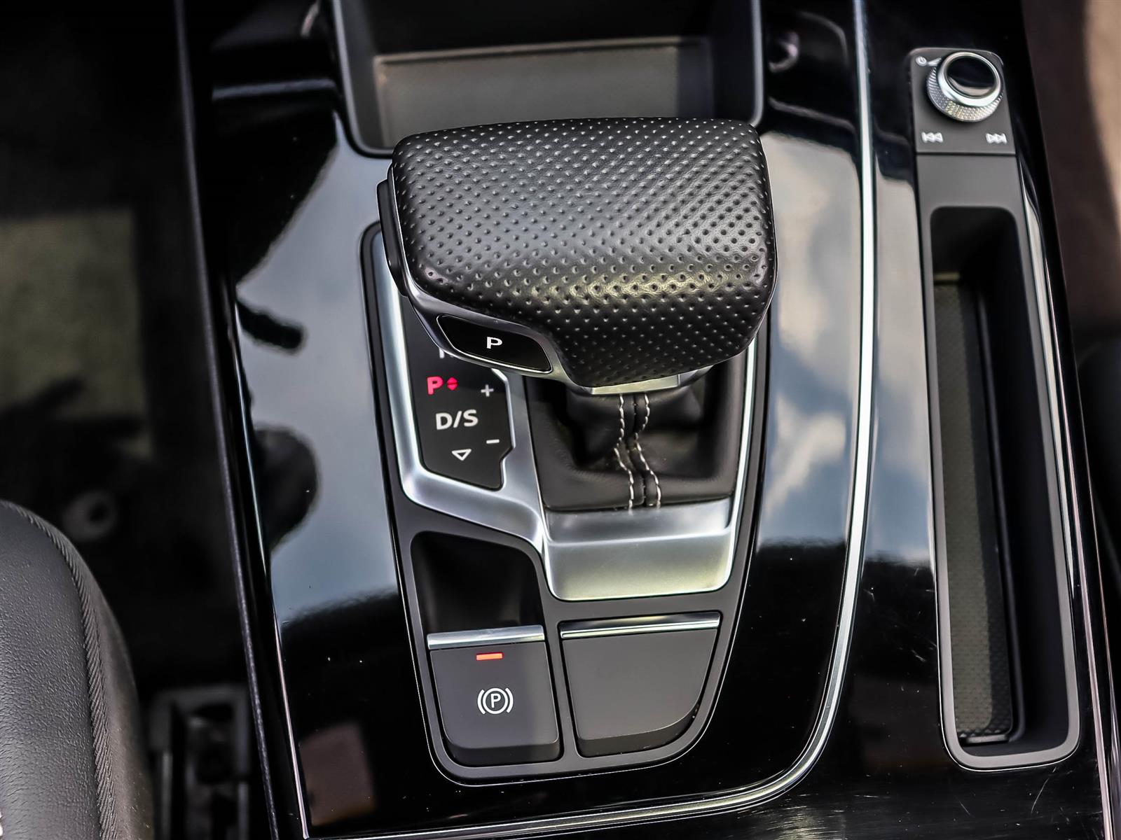 2022 Audi Q5 45 2.0T Progressiv quattro 7sp S Tronic - Thumbnail 32