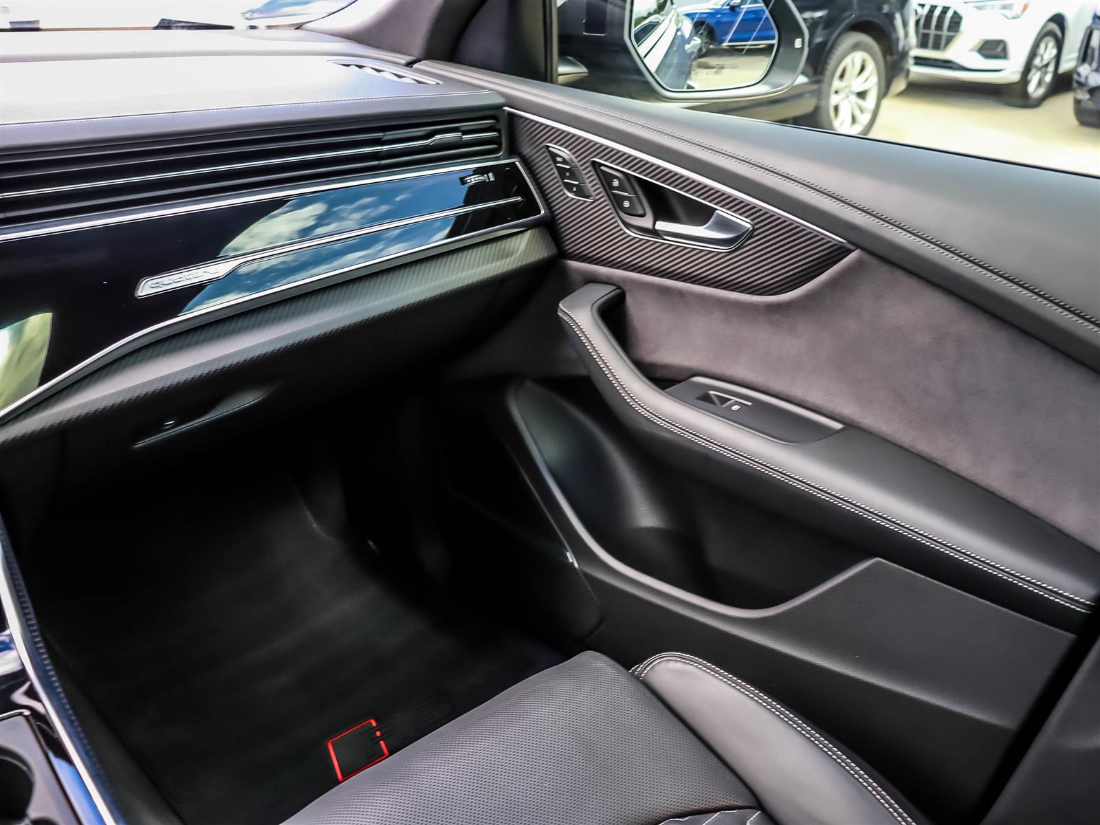 2024 Audi RS Q8 TFSI quattro - Thumbnail 12