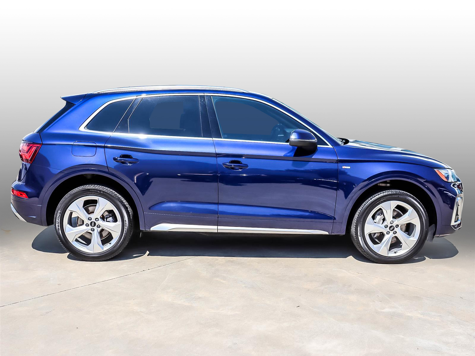 2021 Audi Q5 45 2.0T Progressiv quattro 7sp S Tronic - Thumbnail 3