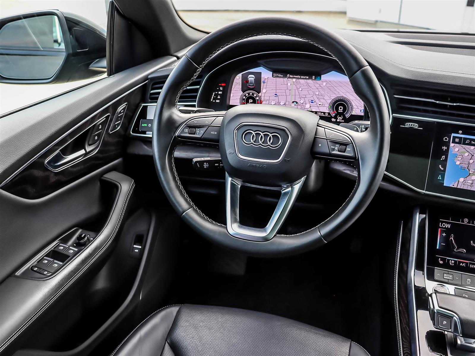 2023 Audi Q8 55 3.0T Progressiv quattro 8sp Tiptronic - Thumbnail 10