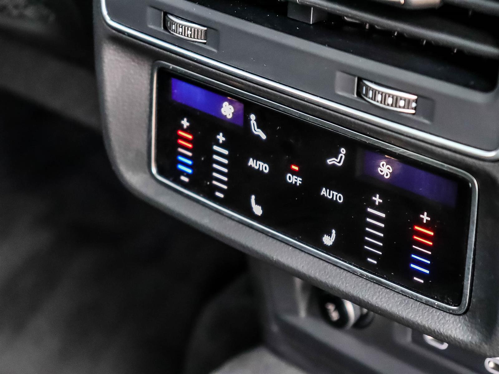 2023 Audi Q8 55 3.0T Progressiv quattro 8sp Tiptronic - Thumbnail 17