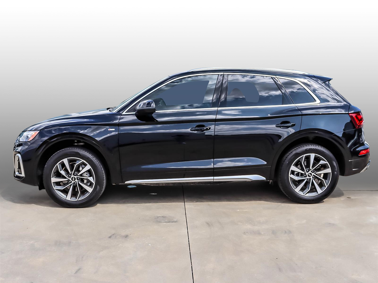 2023 Audi Q5 45 2.0T Progressiv quattro 7sp S Tronic - Thumbnail 5