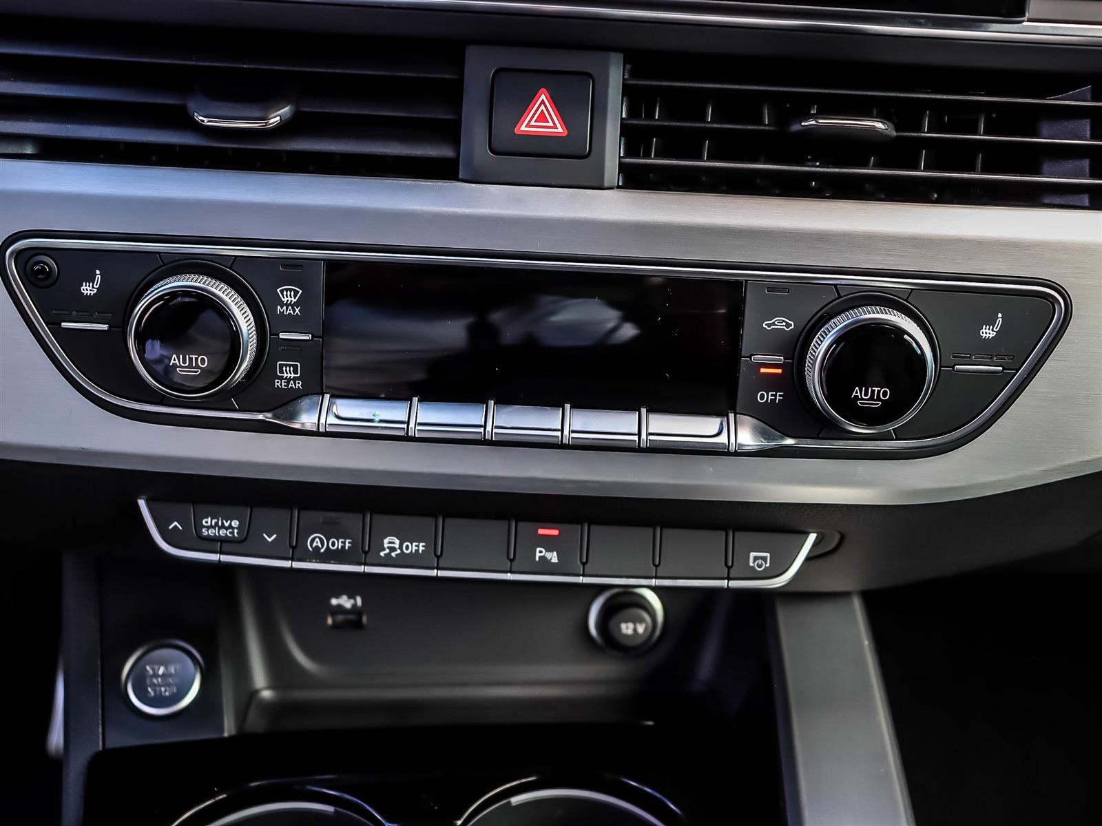 2022 Audi A5 45 2.0T Technik quattro 7sp S Tronic Cab - Thumbnail 32