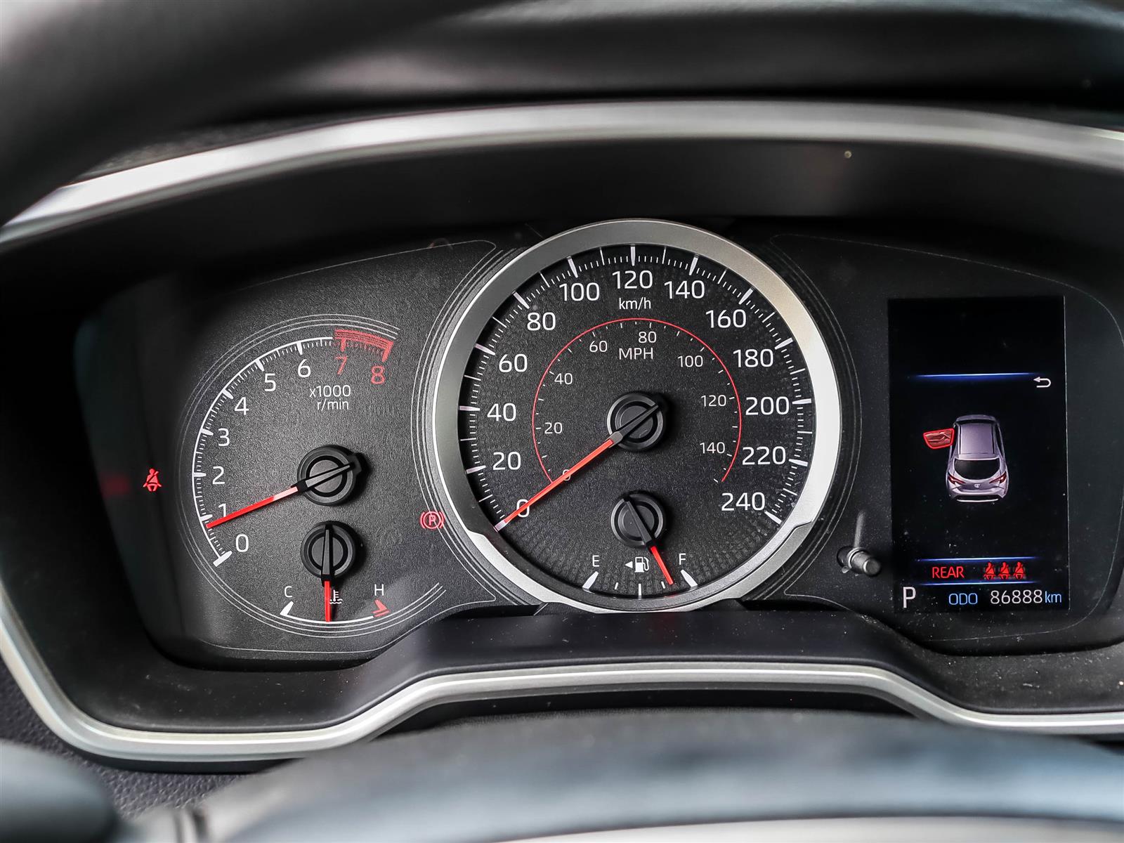 2020 Toyota Corolla Hatchback CVT - Thumbnail 26