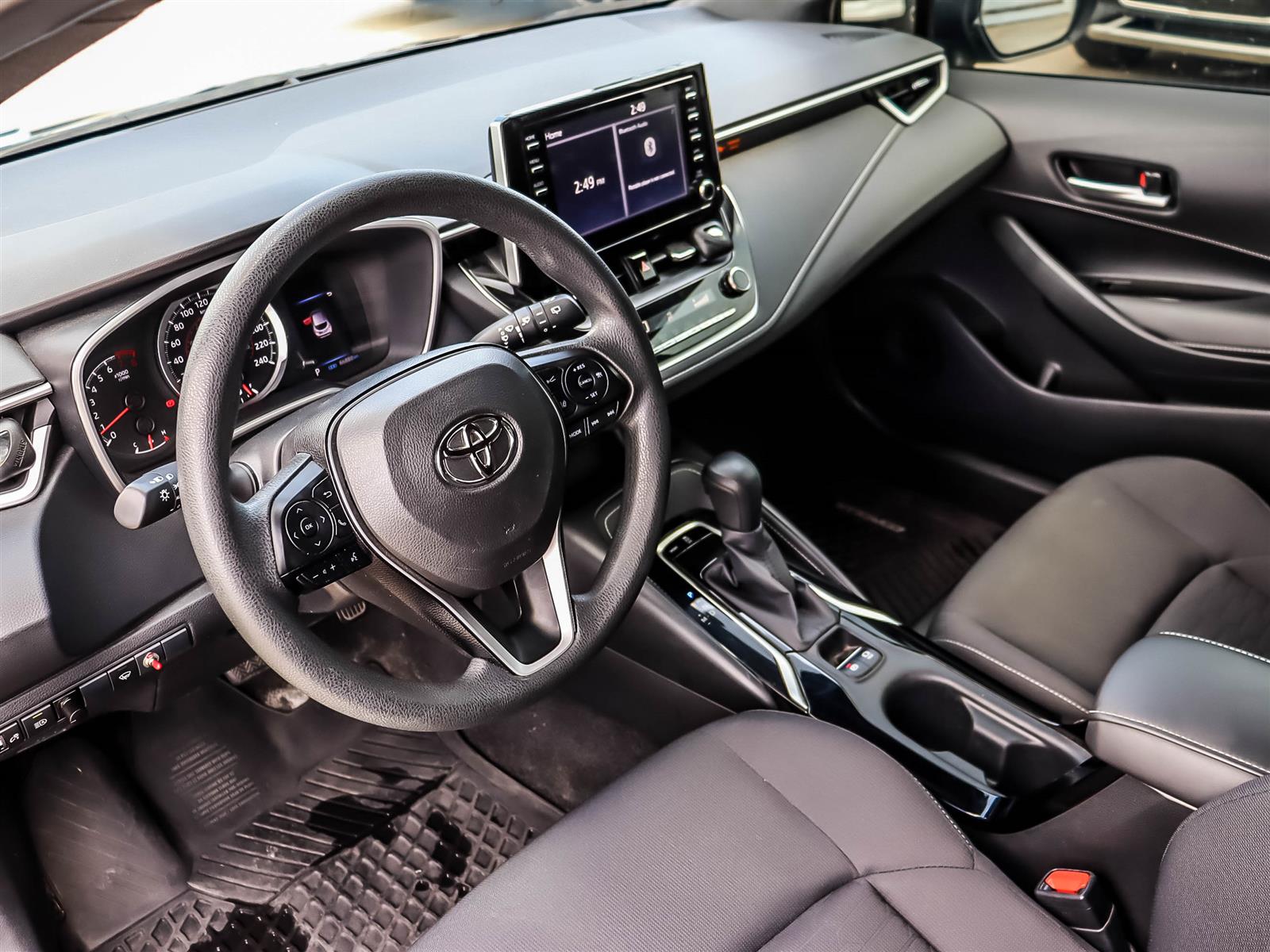 2020 Toyota Corolla Hatchback CVT - Thumbnail 7