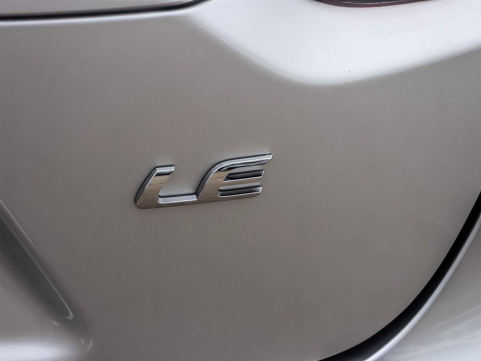 2025 Toyota Corolla LE - Thumbnail 21