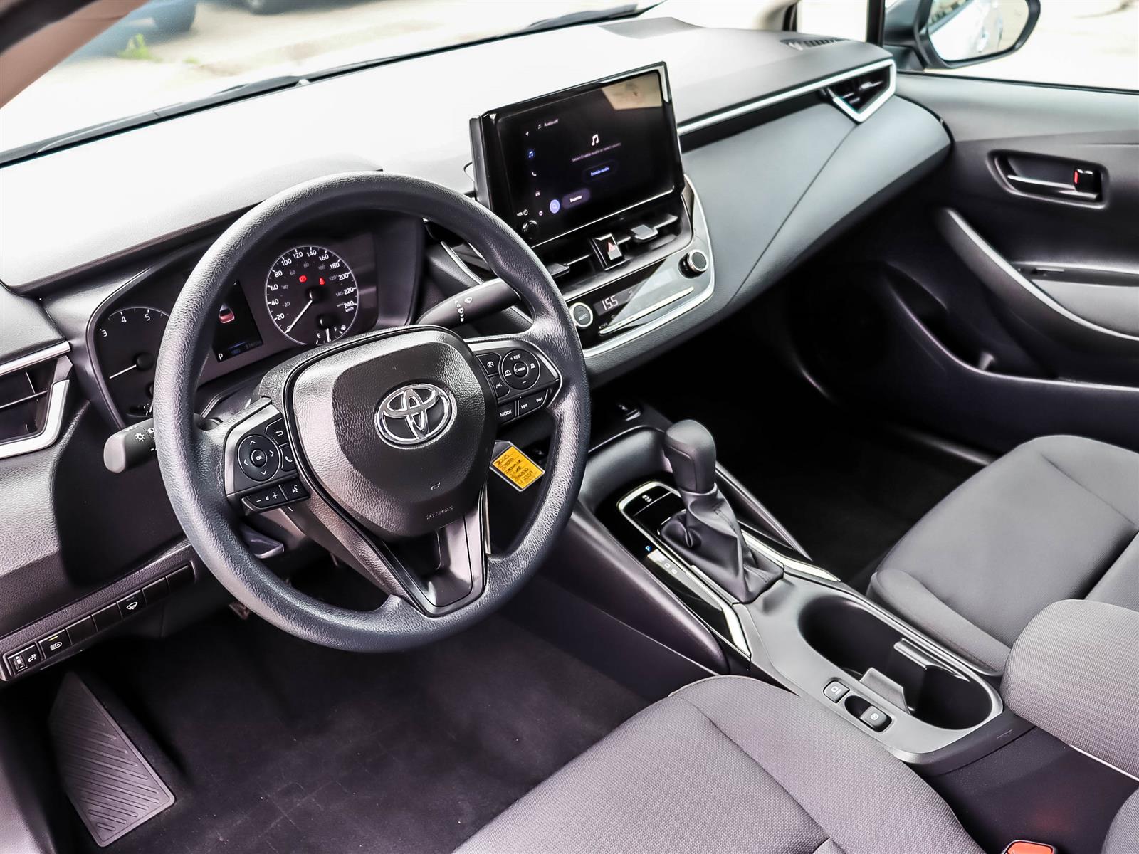 2025 Toyota Corolla LE - Thumbnail 7