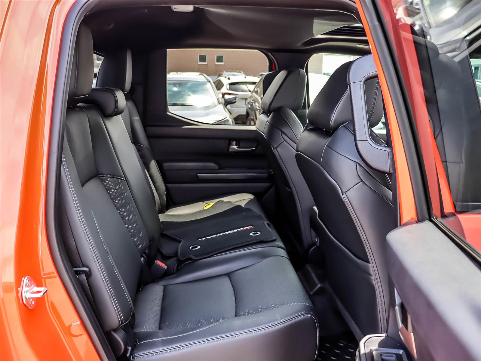 2024 Toyota Tacoma Hybrid TRD OFF ROAD PREMIUM - Thumbnail 19