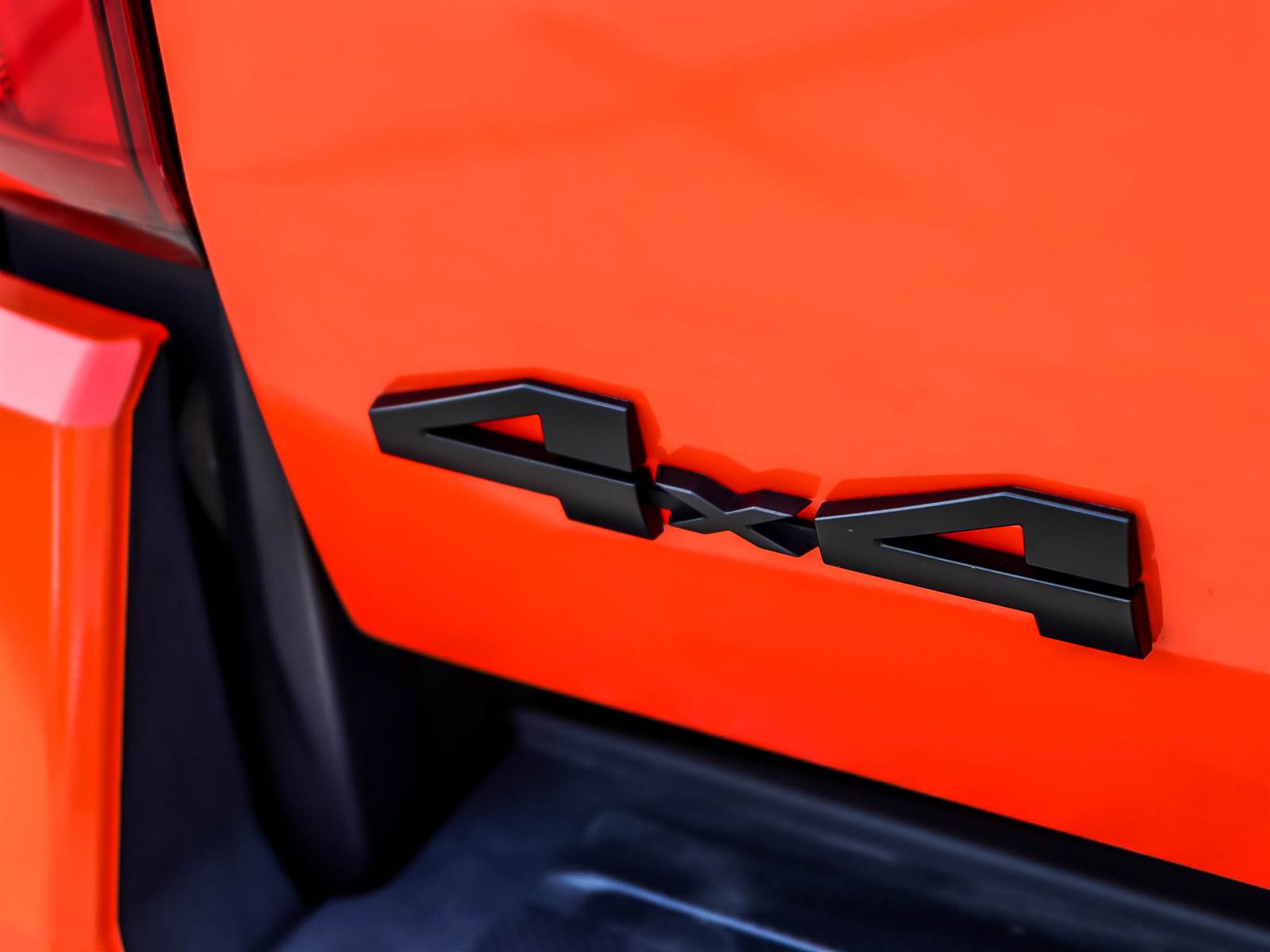 2024 Toyota Tacoma Hybrid TRD OFF ROAD PREMIUM - Thumbnail 20