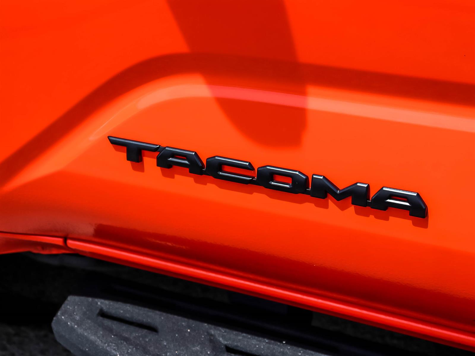 2024 Toyota Tacoma Hybrid TRD OFF ROAD PREMIUM - Thumbnail 25