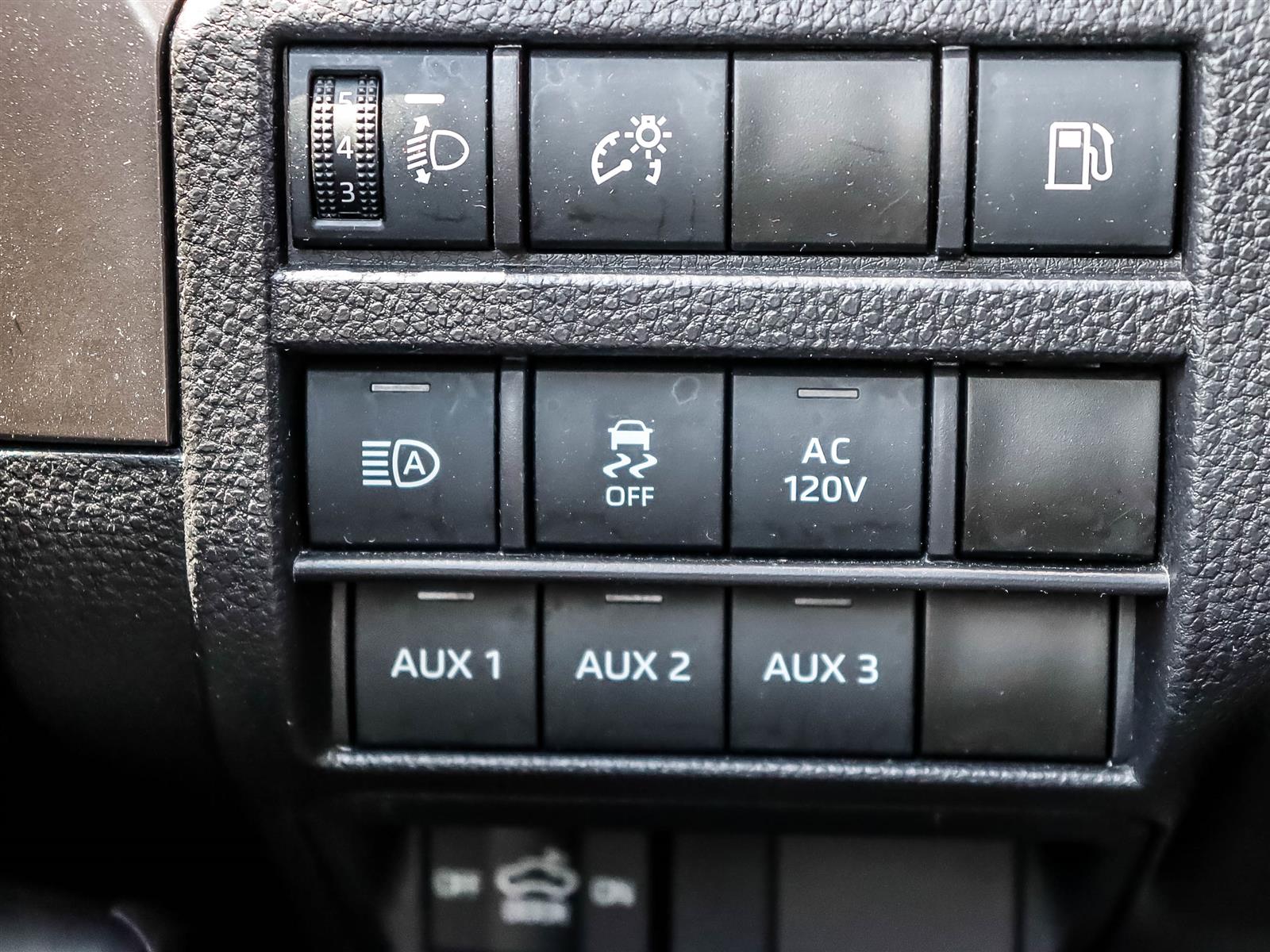 2024 Toyota Tacoma Hybrid TRD OFF ROAD PREMIUM - Thumbnail 36