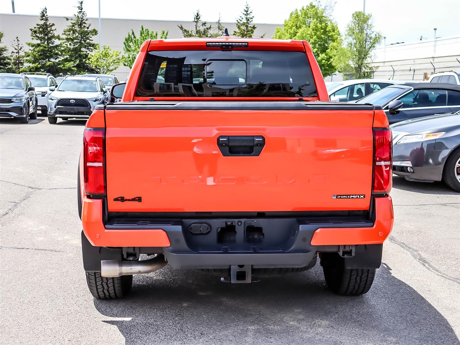 2024 Toyota Tacoma Hybrid TRD OFF ROAD PREMIUM - Thumbnail 4