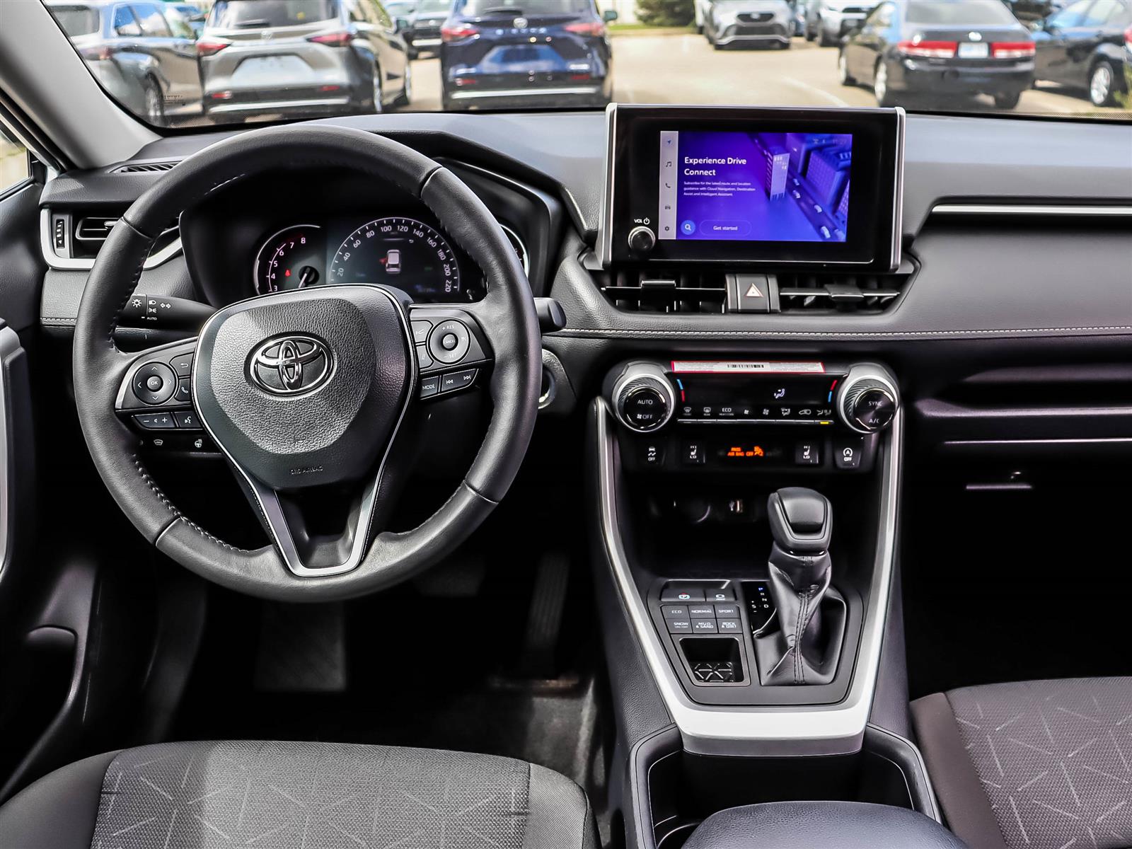 2025 Toyota RAV4 XLE - Thumbnail 9