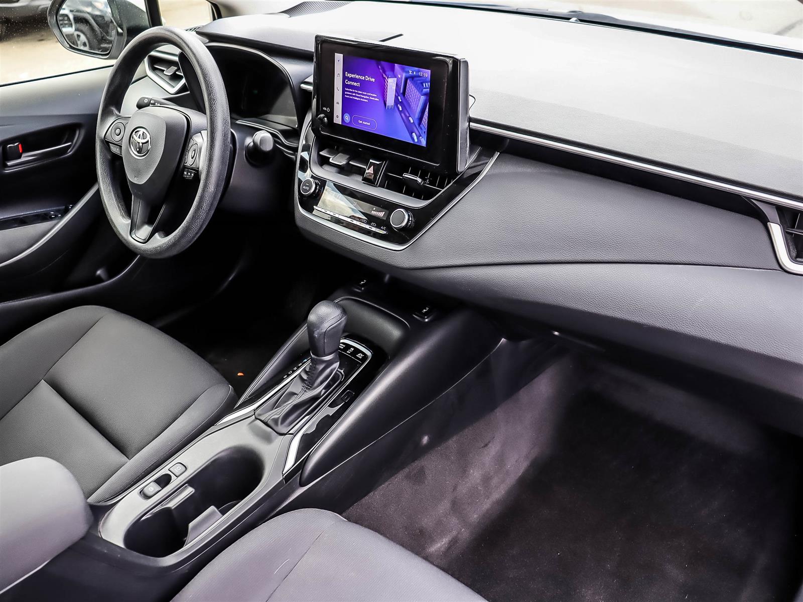 2025 Toyota Corolla Hybrid LE - Thumbnail 14