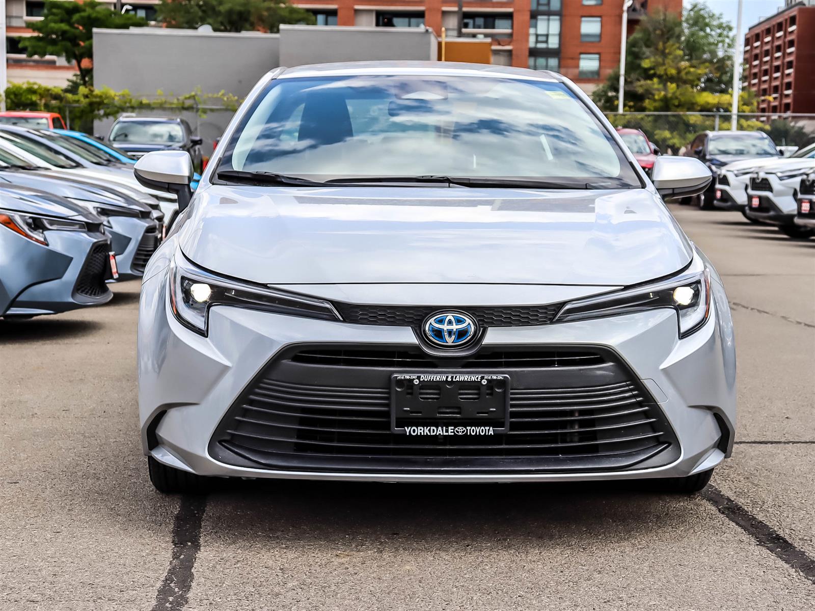 2025 Toyota Corolla Hybrid LE - Thumbnail 2