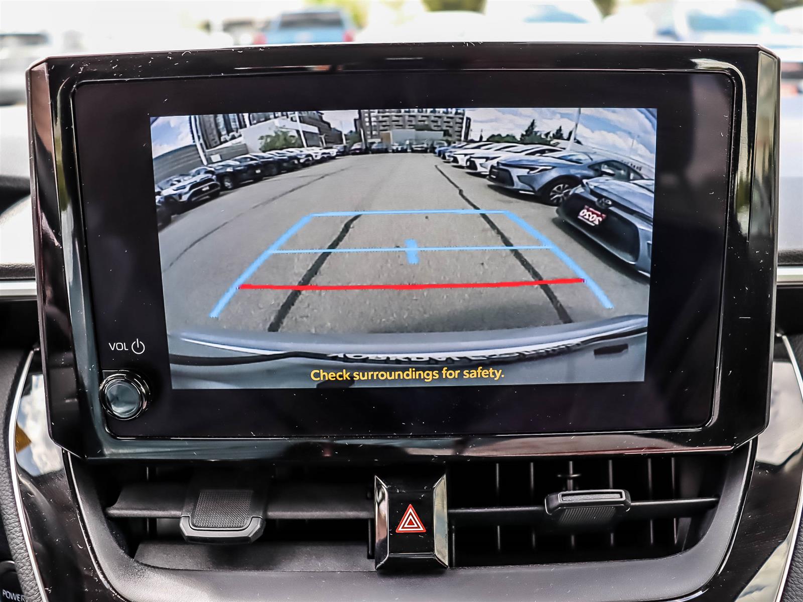 2025 Toyota Corolla Hybrid LE - Thumbnail 23