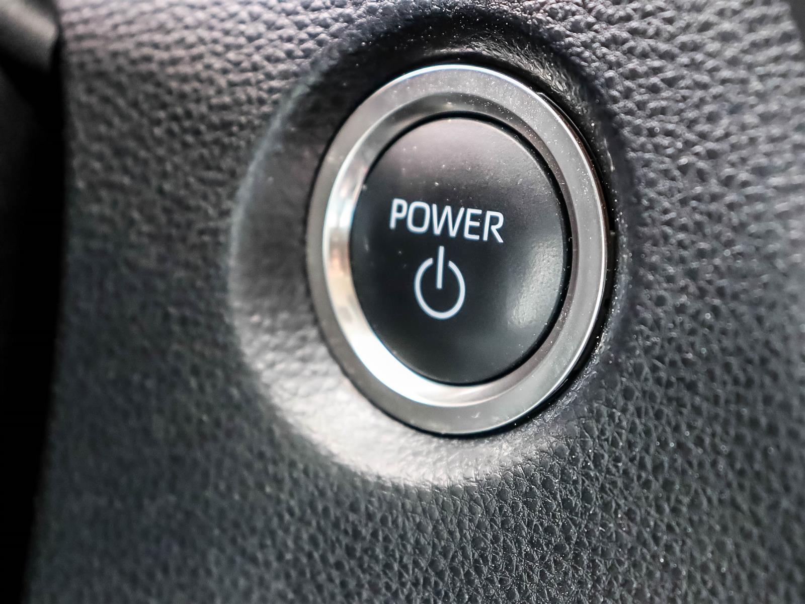 2025 Toyota Corolla Hybrid LE - Thumbnail 29
