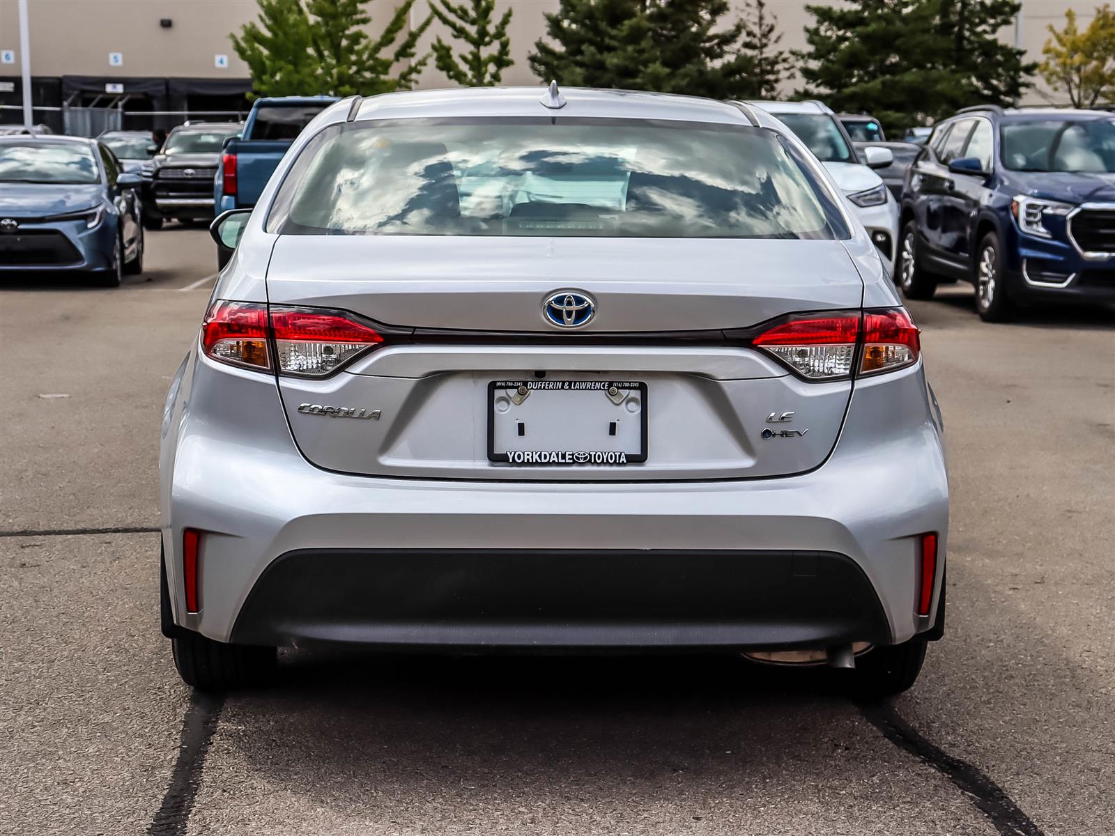 2025 Toyota Corolla Hybrid LE - Thumbnail 4