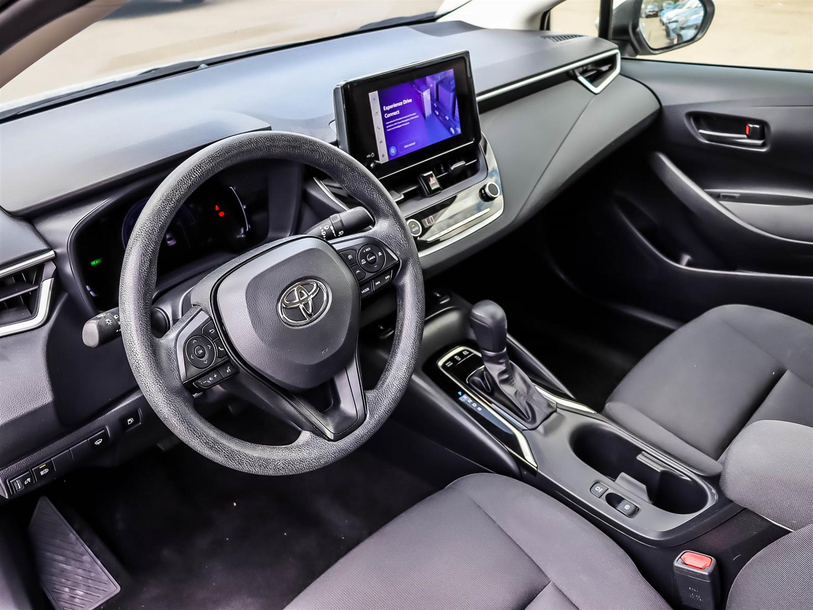2025 Toyota Corolla Hybrid LE - Thumbnail 7