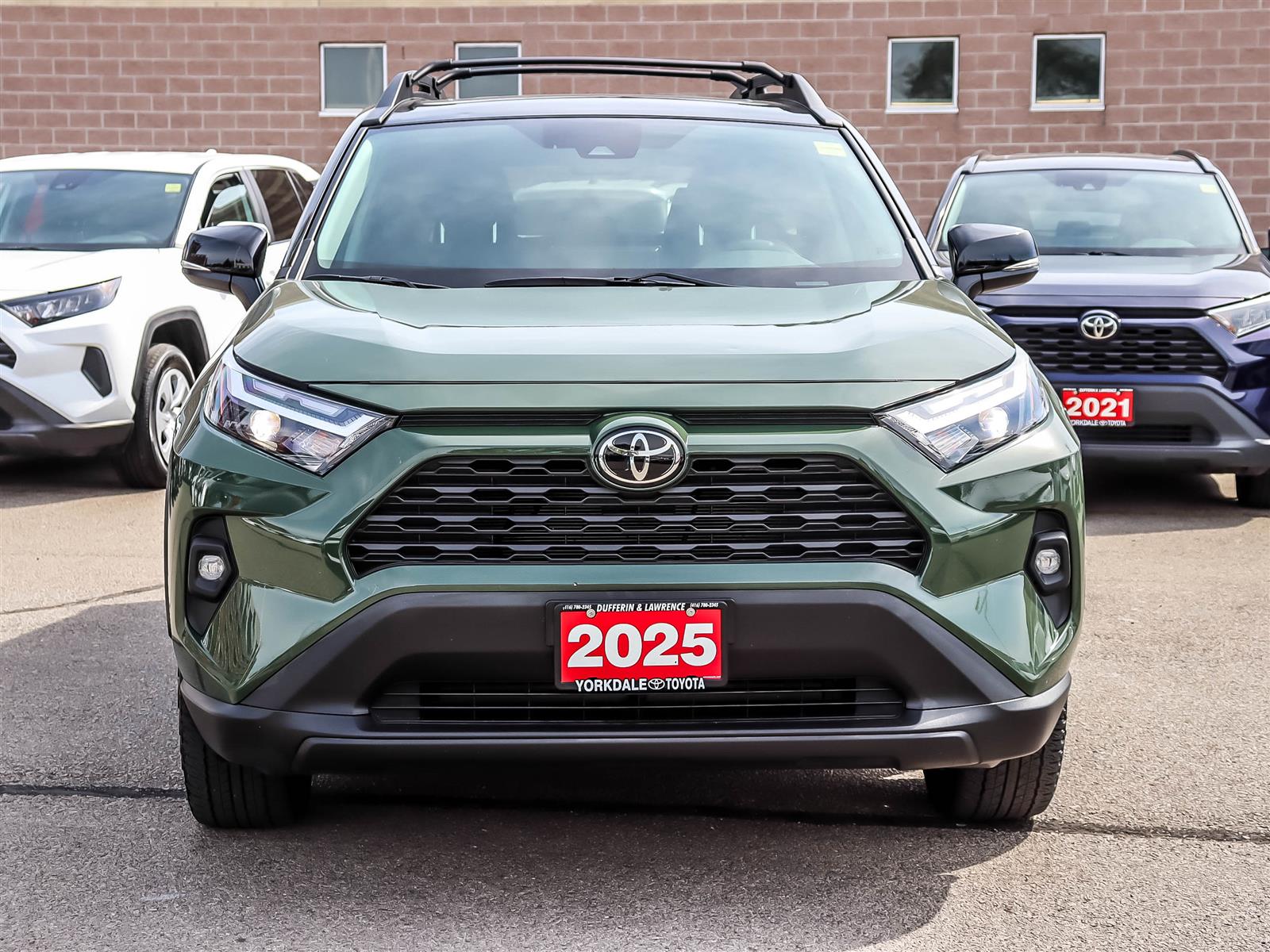 2025 Toyota RAV4 Hybrid XLE Woodland Edition - Thumbnail 2