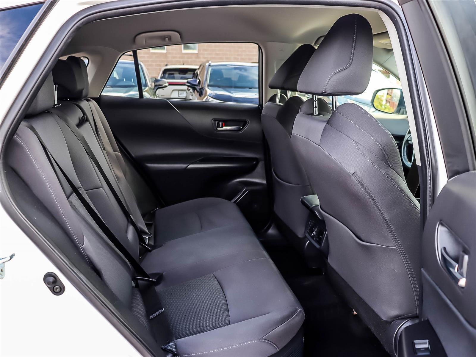 2022 Toyota Venza LE - Thumbnail 17