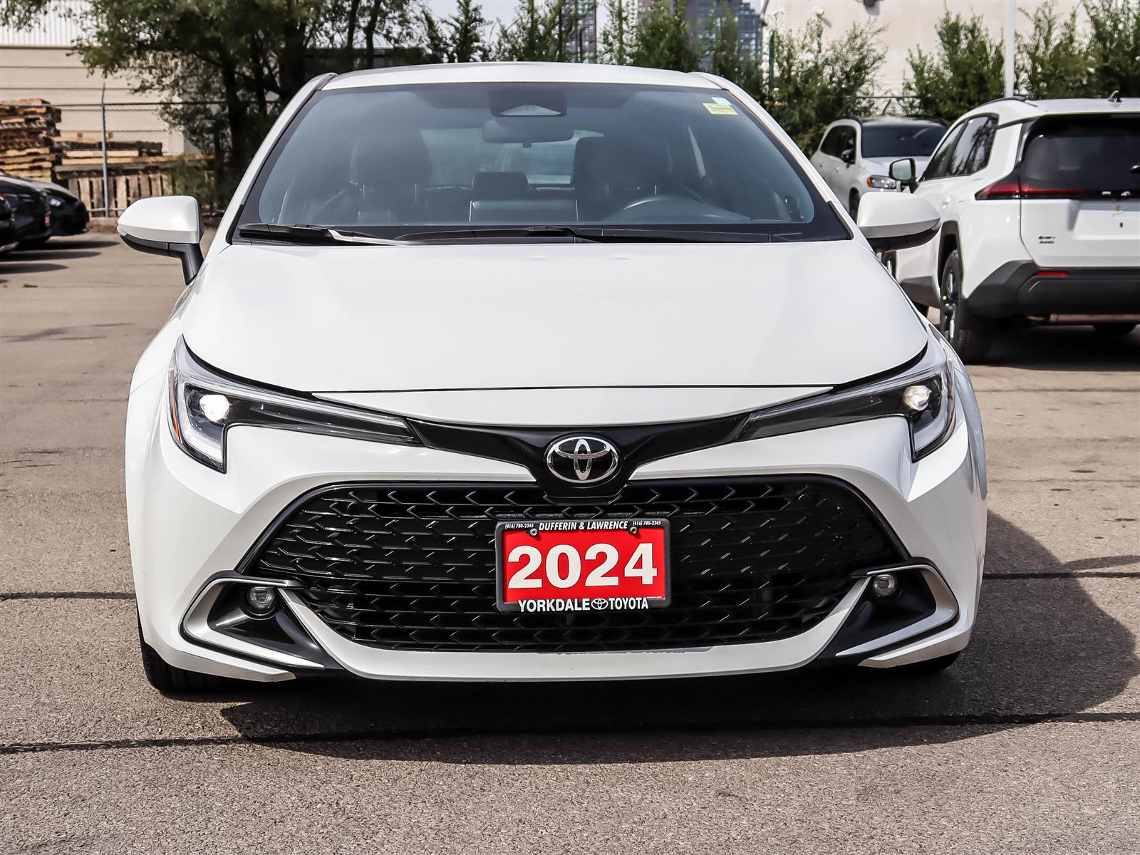 2024 Toyota Corolla Hatchback XSE - Thumbnail 2