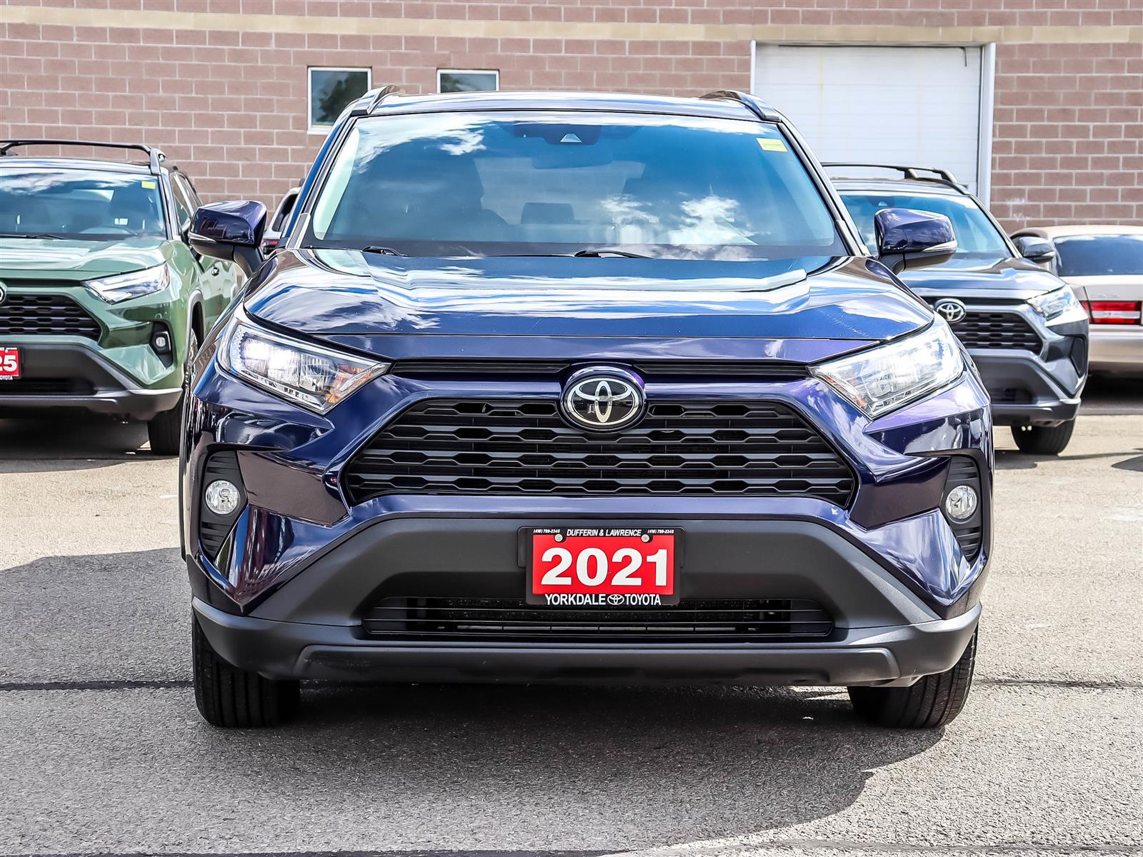 2021 Toyota RAV4 XLE - Thumbnail 2