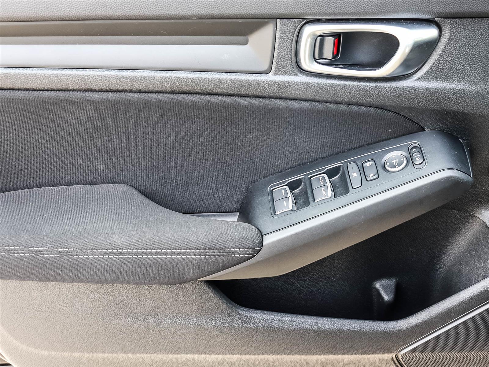 2023 Honda Civic LX - Thumbnail 8