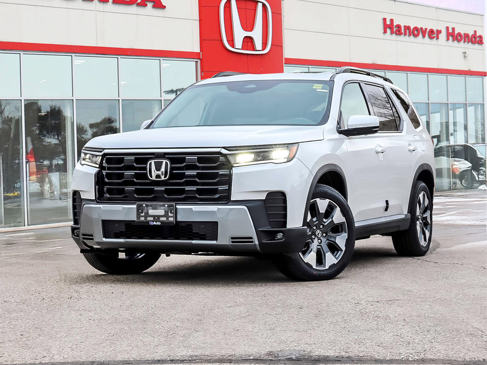 2026 Honda Pilot TOURING - Main View