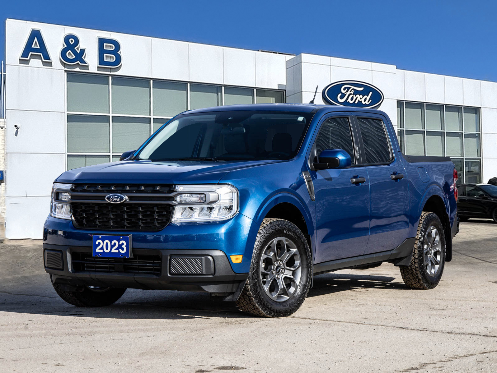 2023 Ford Maverick XLT - Main View