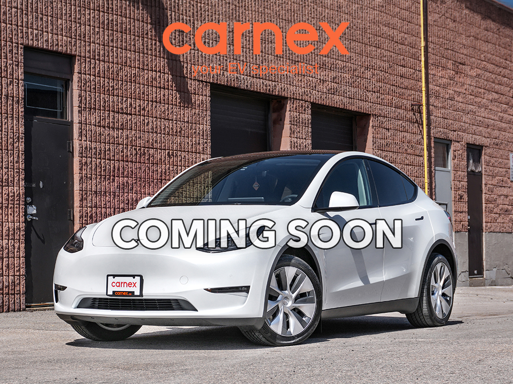 White 2023 Tesla Model Y Long Range AWD SUV / Crossover All-Wheel Drive Automatic