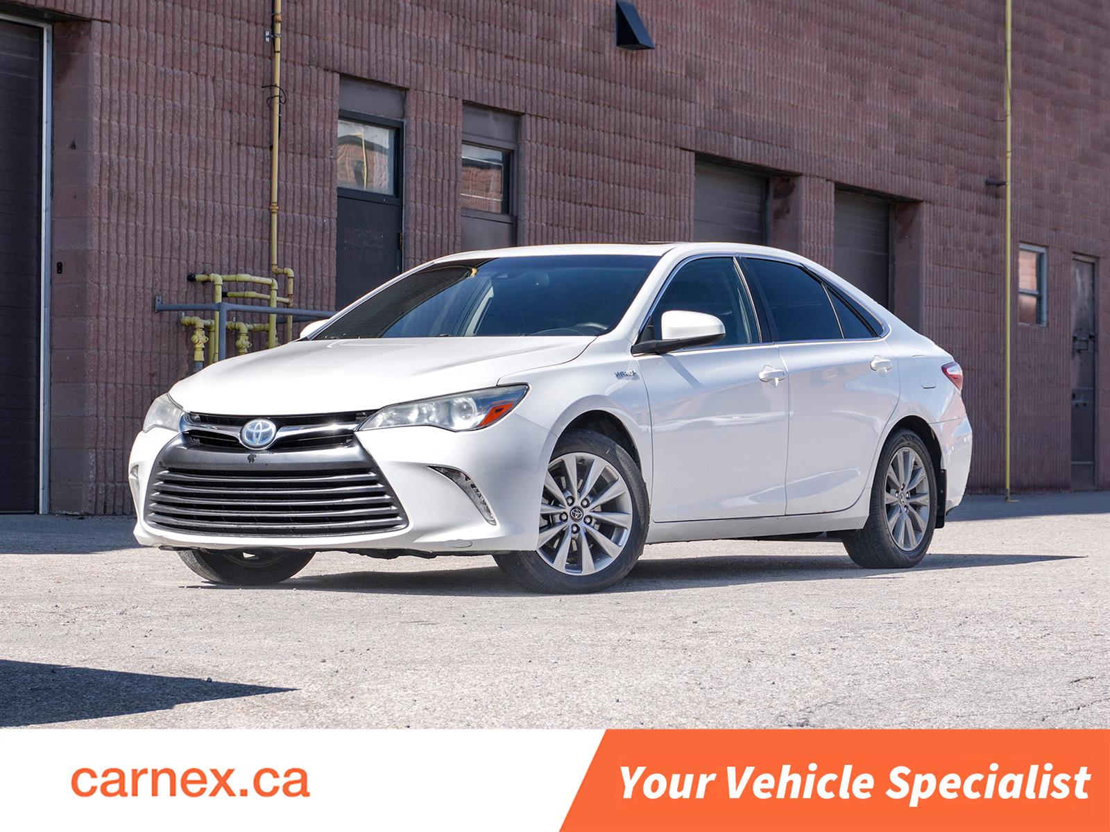 2017 Toyota Camry Hybrid XLE FWD |Sunroof |Heated Seats - Main View