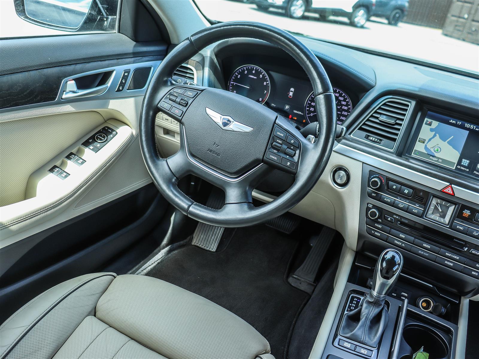2015 Hyundai Genesis 4dr Sdn Technology - Thumbnail 13