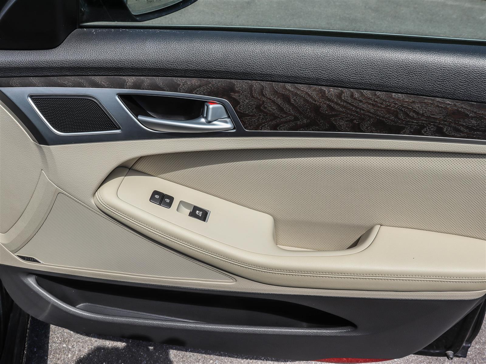 2015 Hyundai Genesis 4dr Sdn Technology - Thumbnail 18