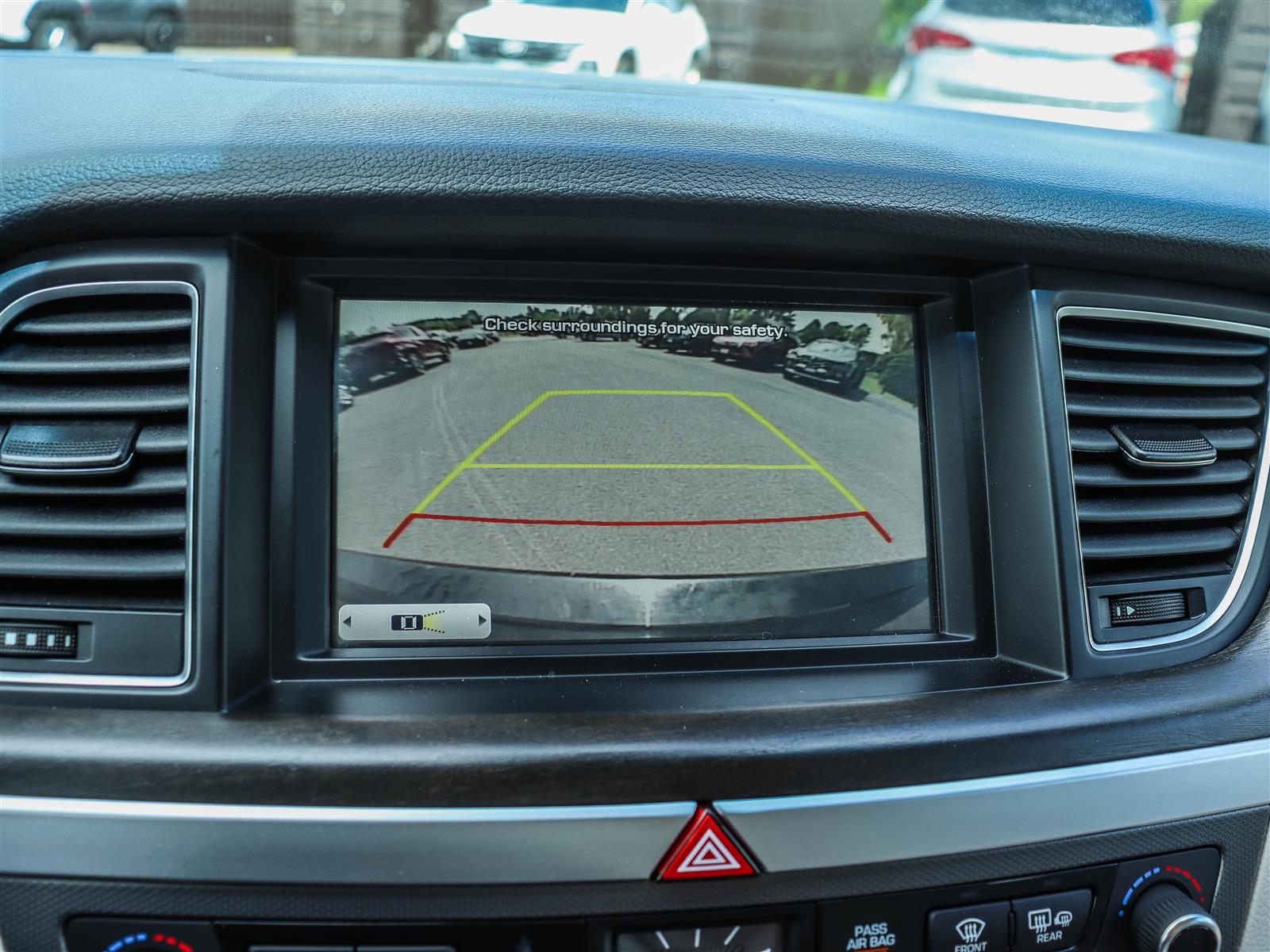 2015 Hyundai Genesis 4dr Sdn Technology - Thumbnail 31