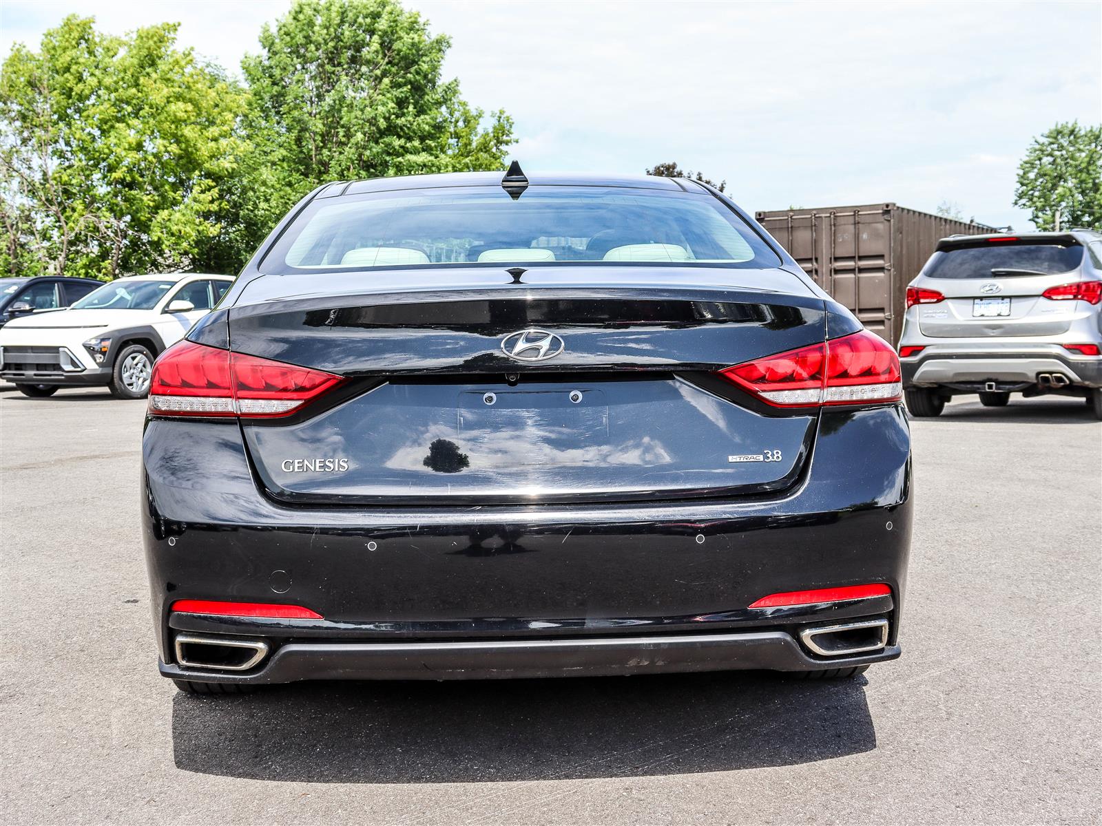 2015 Hyundai Genesis 4dr Sdn Technology - Thumbnail 4