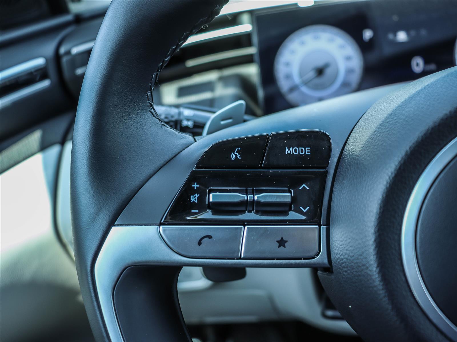 2024 Hyundai Tucson Luxury AWD - Thumbnail 25
