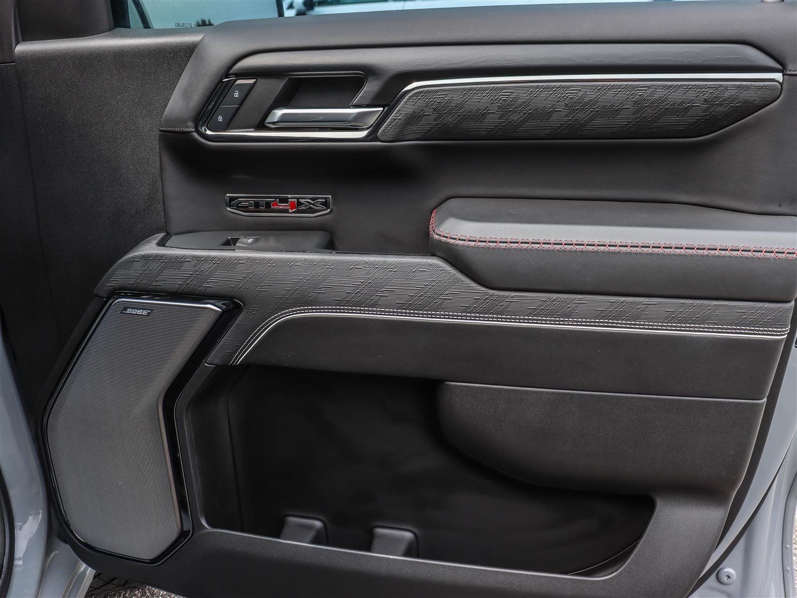 2024 GMC Sierra 1500 4WD Crew Cab 147 AT4X - Thumbnail 18