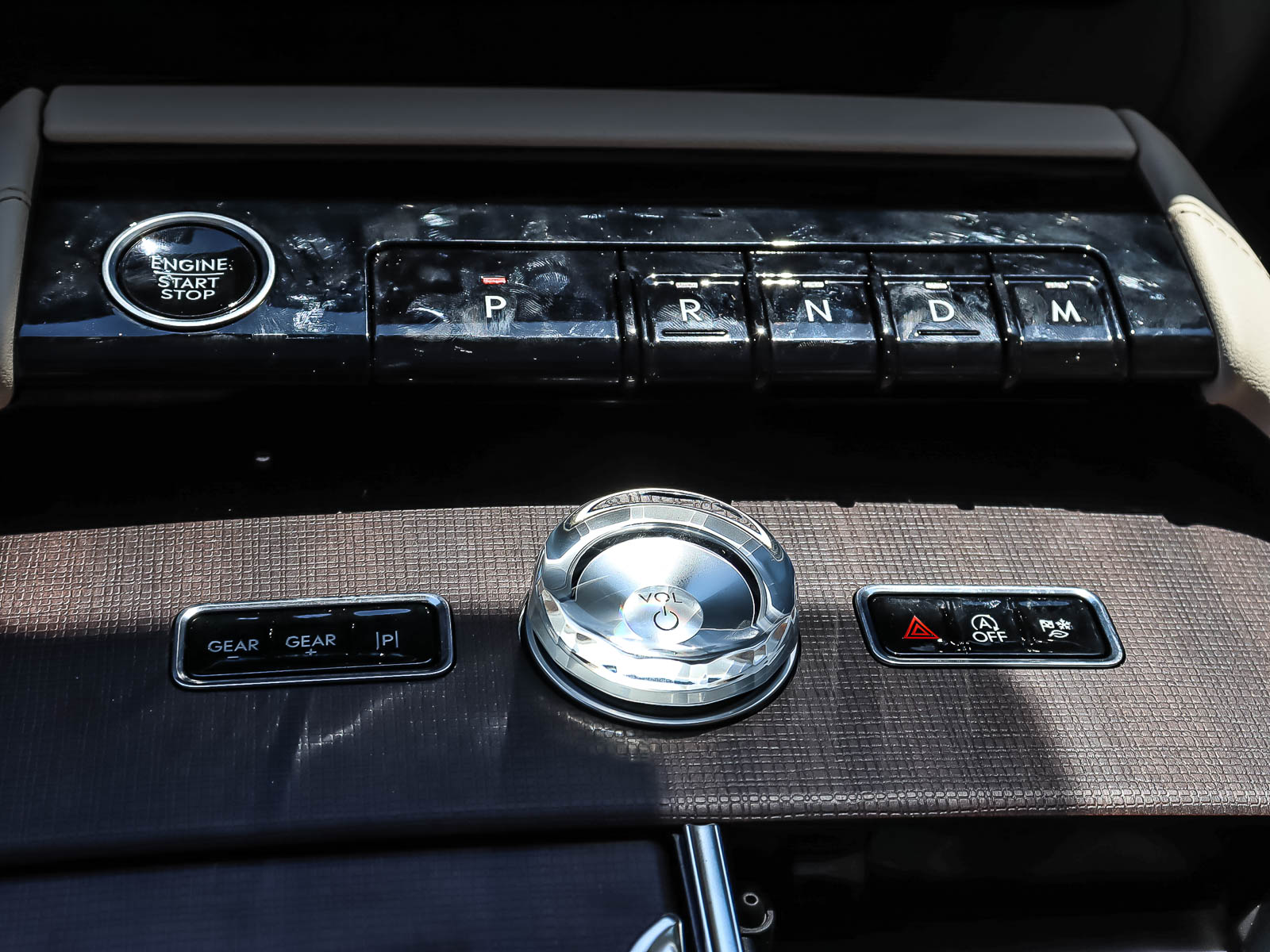 2027 Lincoln Navigator Reserve - Thumbnail 14