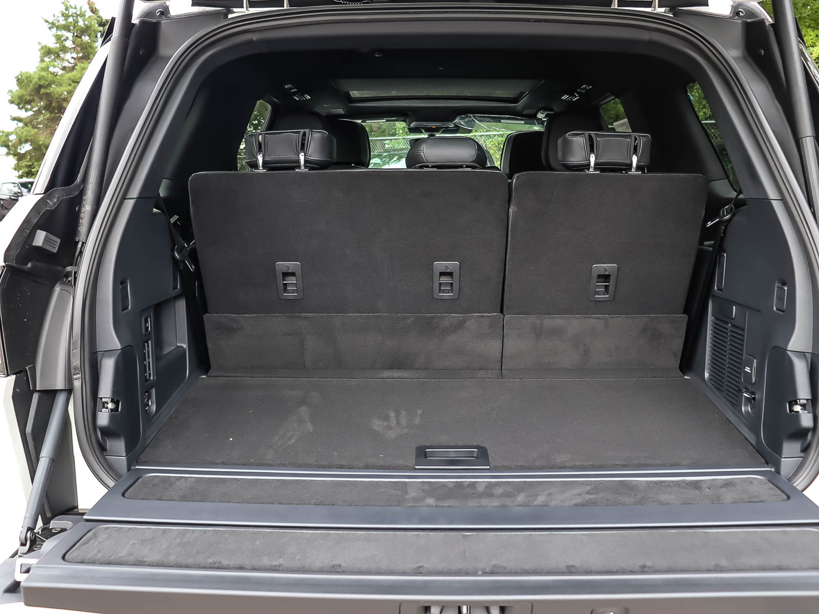 2027 Lincoln Navigator Reserve - Thumbnail 18
