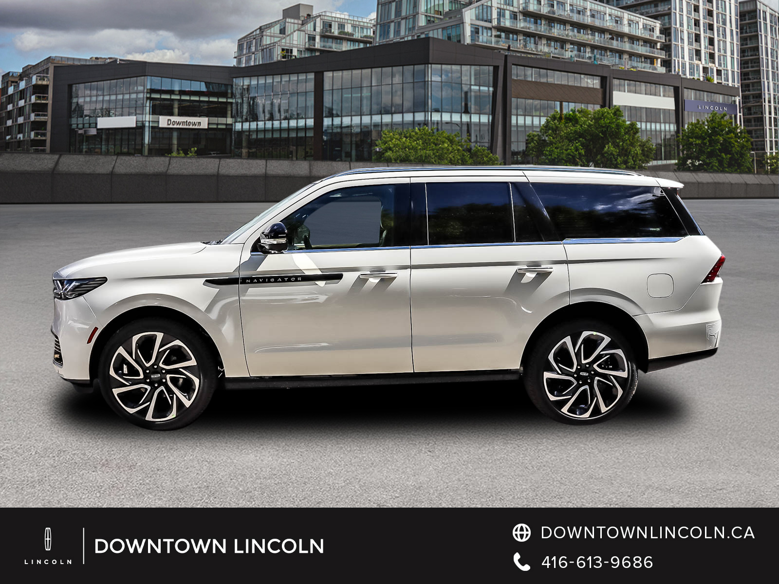 2027 Lincoln Navigator Black Label - Thumbnail 5