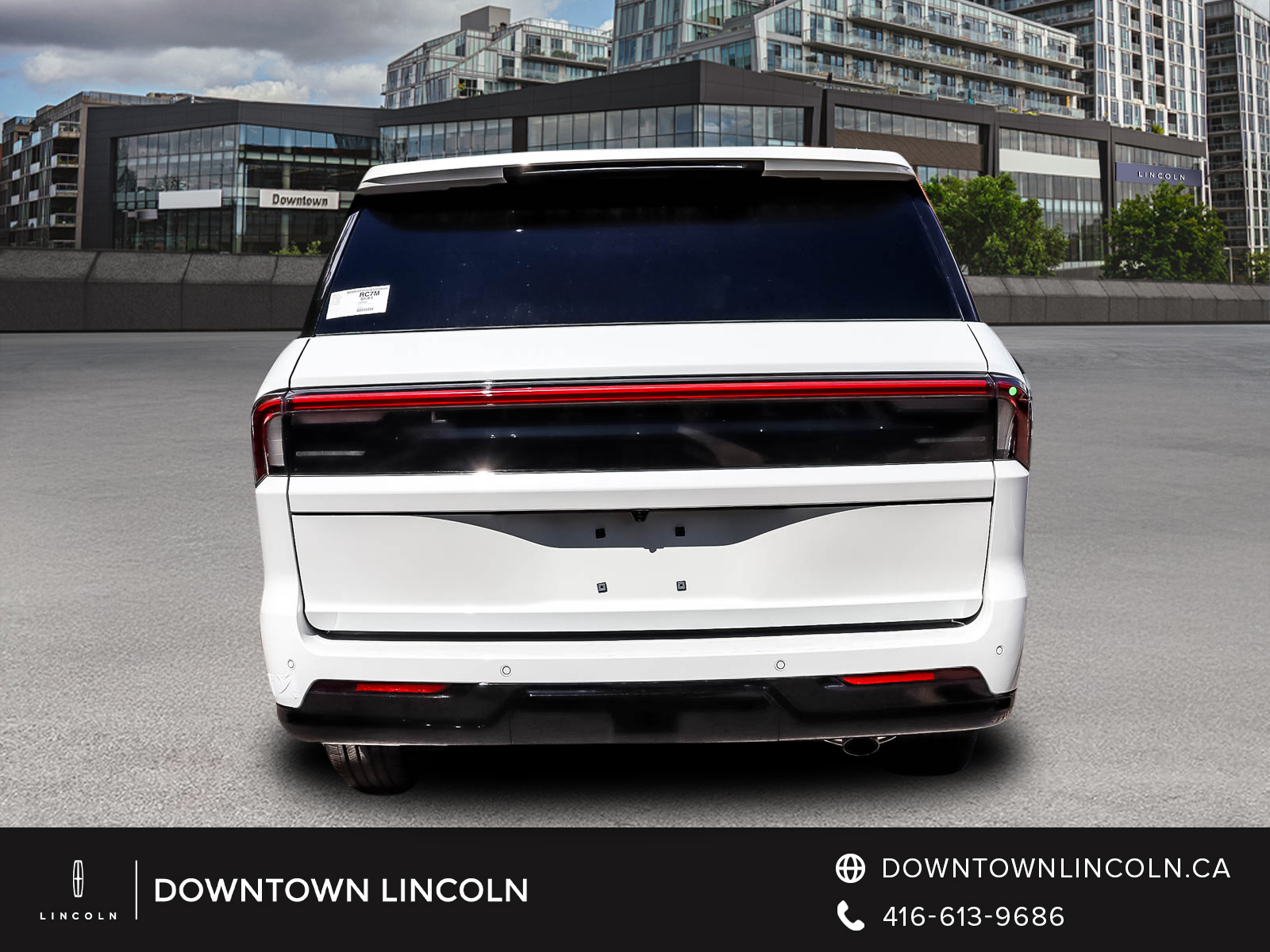 2027 Lincoln Navigator Black Label - Thumbnail 4