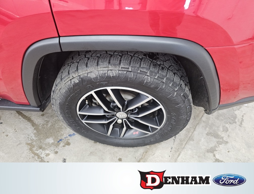 2017 Jeep Grand Cherokee TRAILHAWK - Thumbnail 7